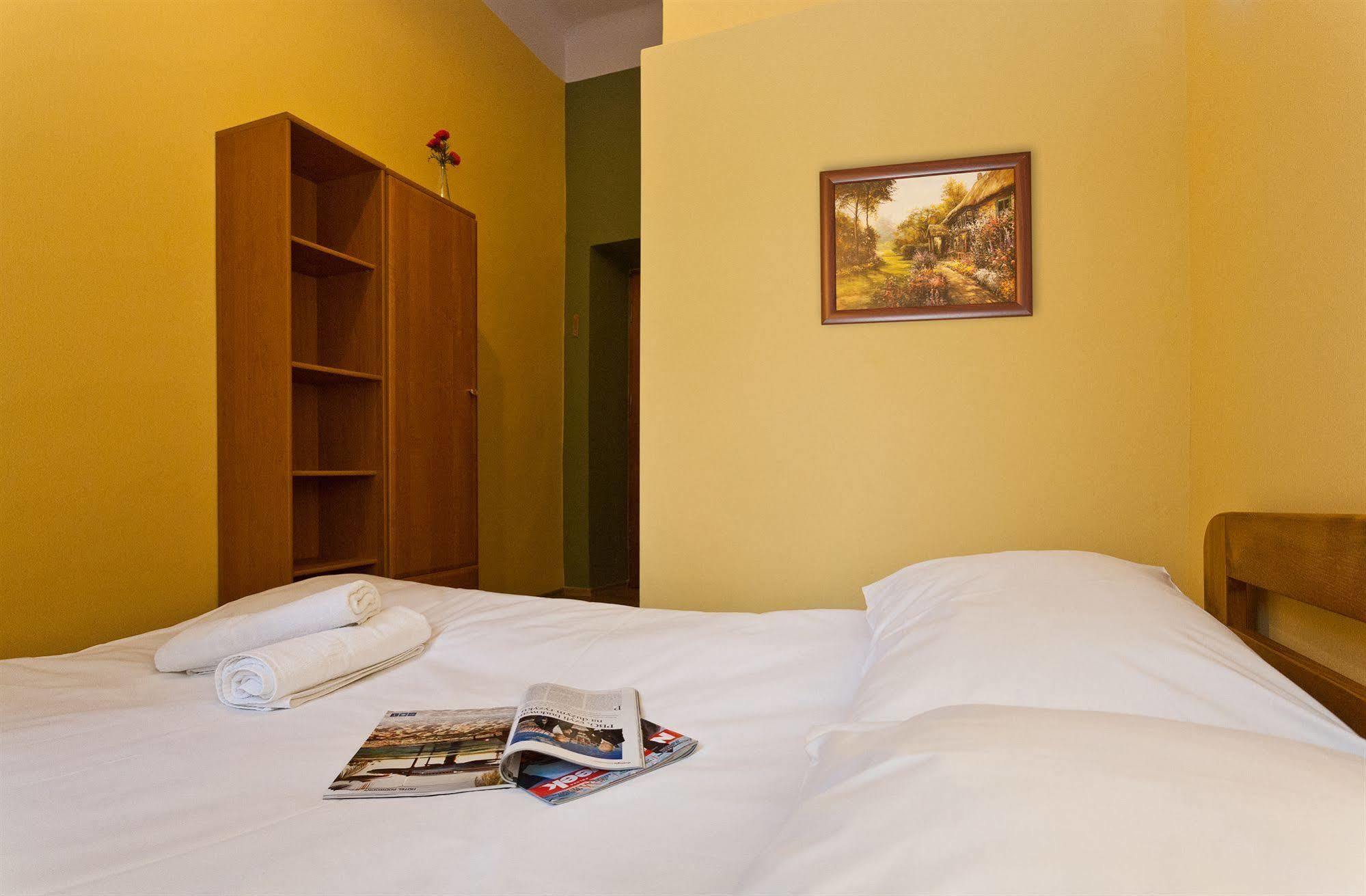 Enigma Hostel Krakow Dış mekan fotoğraf