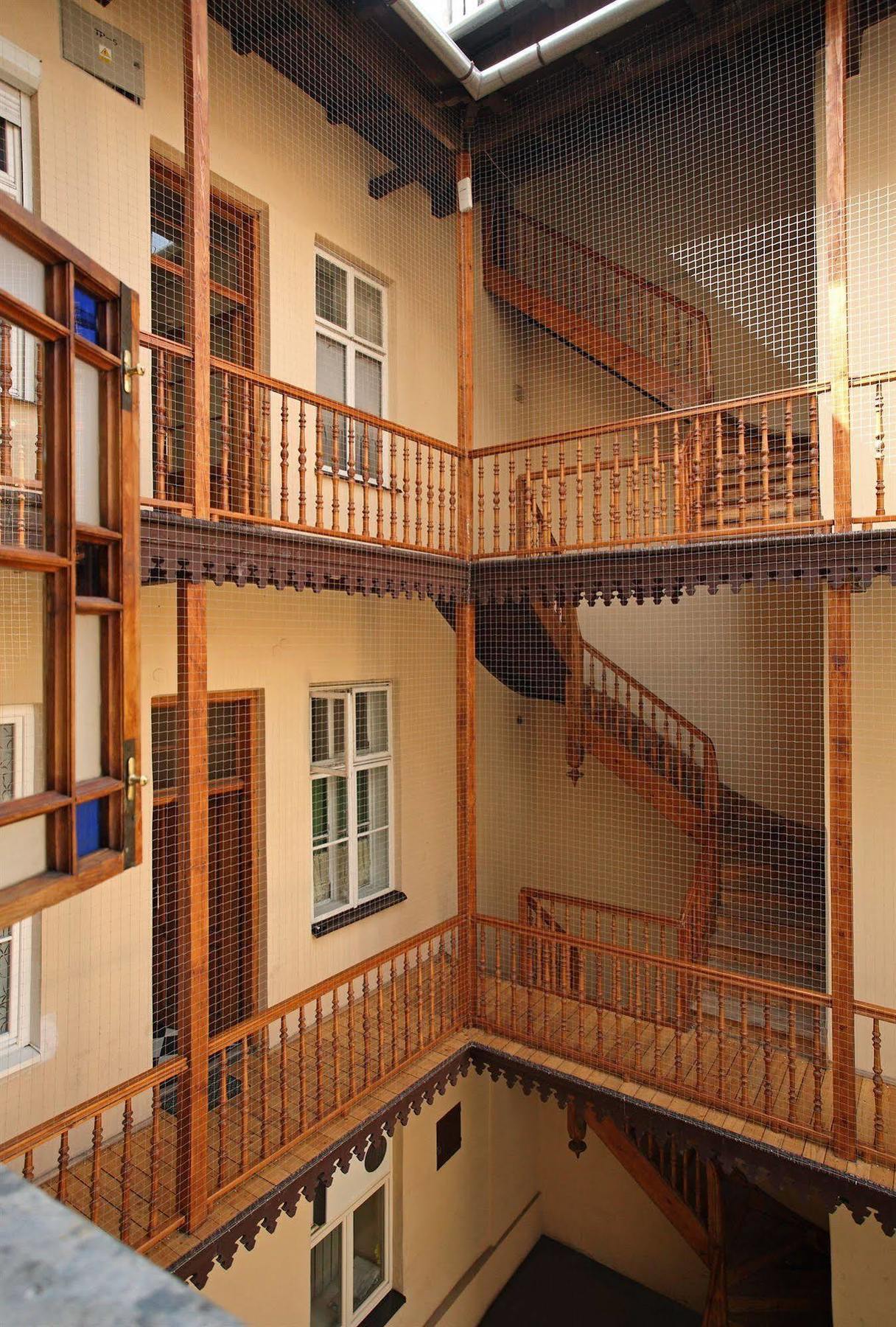 Enigma Hostel Krakow Dış mekan fotoğraf